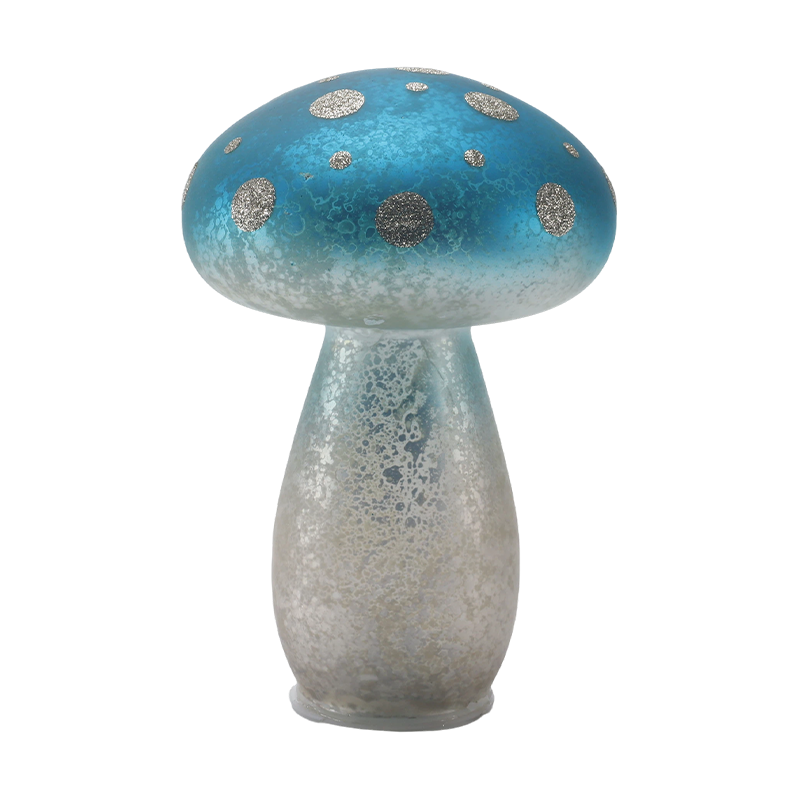 Ornamento di funghi in vetro smerigliato blu sfumato fatto a mano con punti glitter argento con decorazione a led